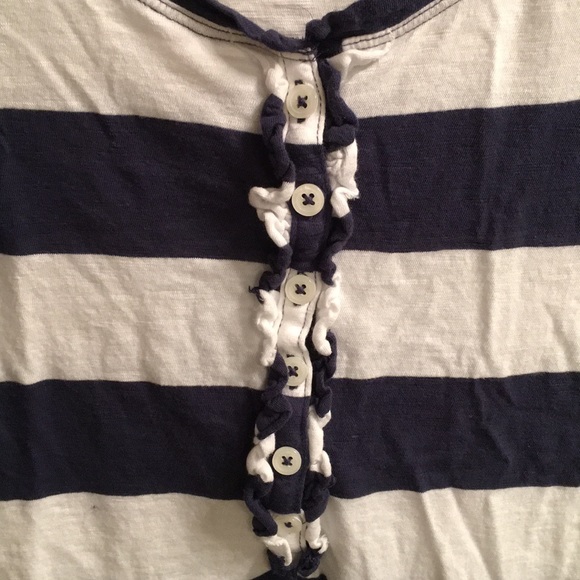 Old Navy: Navy Blue & white striped u-neck top. - Picture 4 of 4